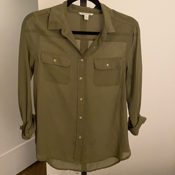 Green blouse - Picture 1 of 1